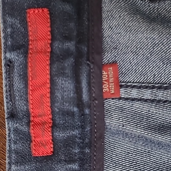 Banana Republic Limited Edition Trouser Dress Jeans - Picture 7 of 7